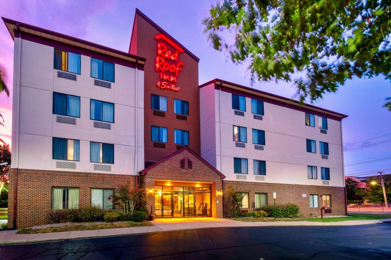 Red Roof Inn & Suites Dover Downtown Exterior photo